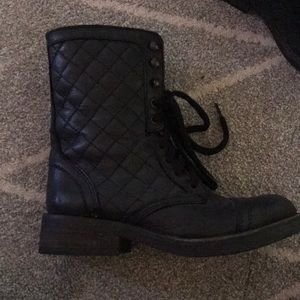 Steve Madden Boots